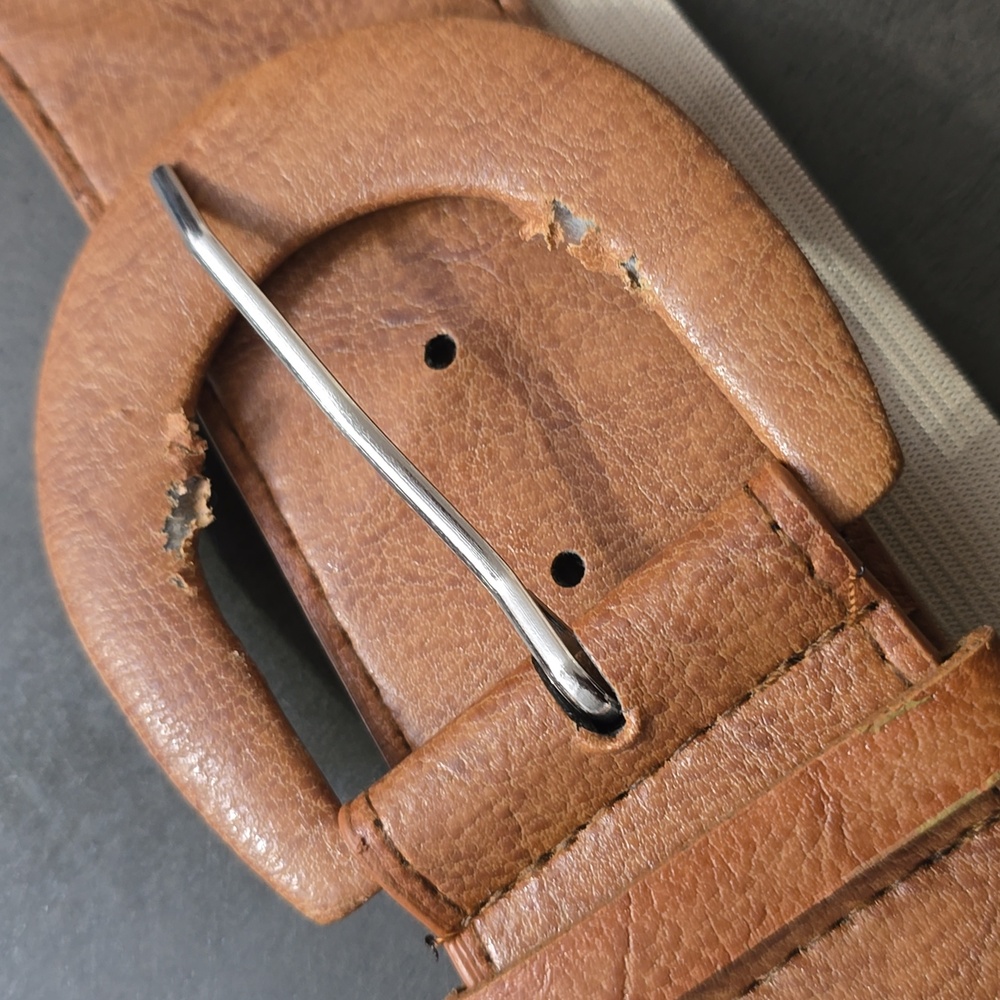 Belts - Picture 7 of 11